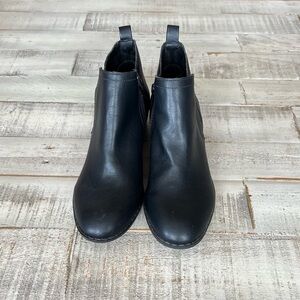 Women’s Dress shoes
